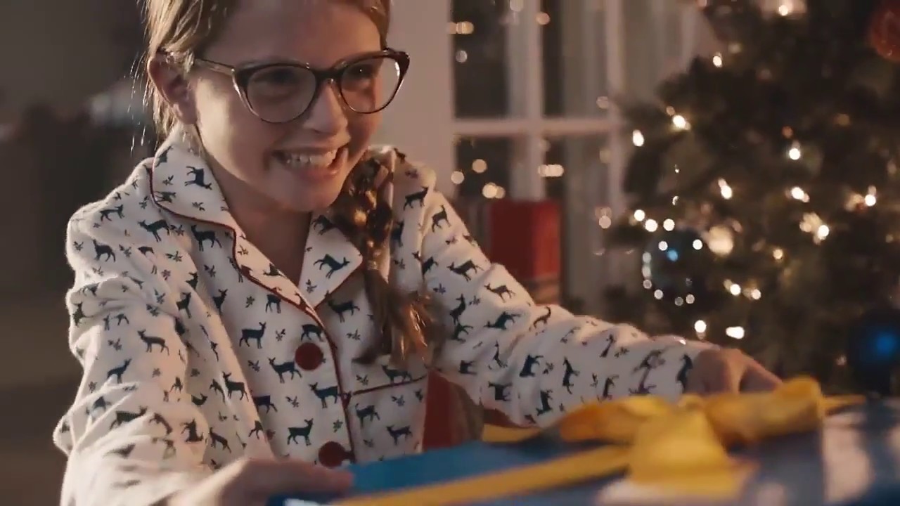 Best Buy takes a creative turn to amplify the joy of finding gifts » Strategy