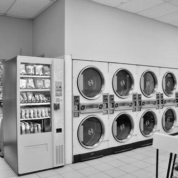 West Bird Coin Laundry: Laundromats & launderettes laundry services