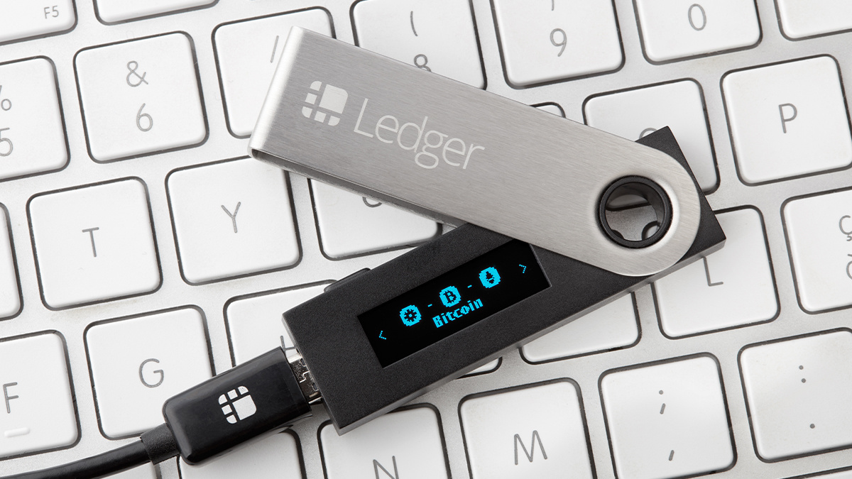 Keep your cryptos safe with the Ledger hard wallet! - Metaverse Studio