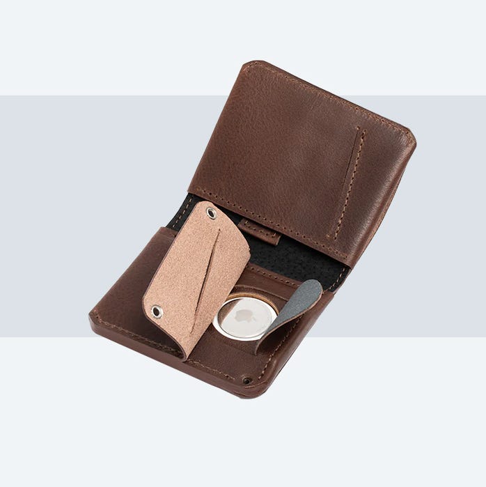 Wallet vs Card Holder, Differences, and Which is Best