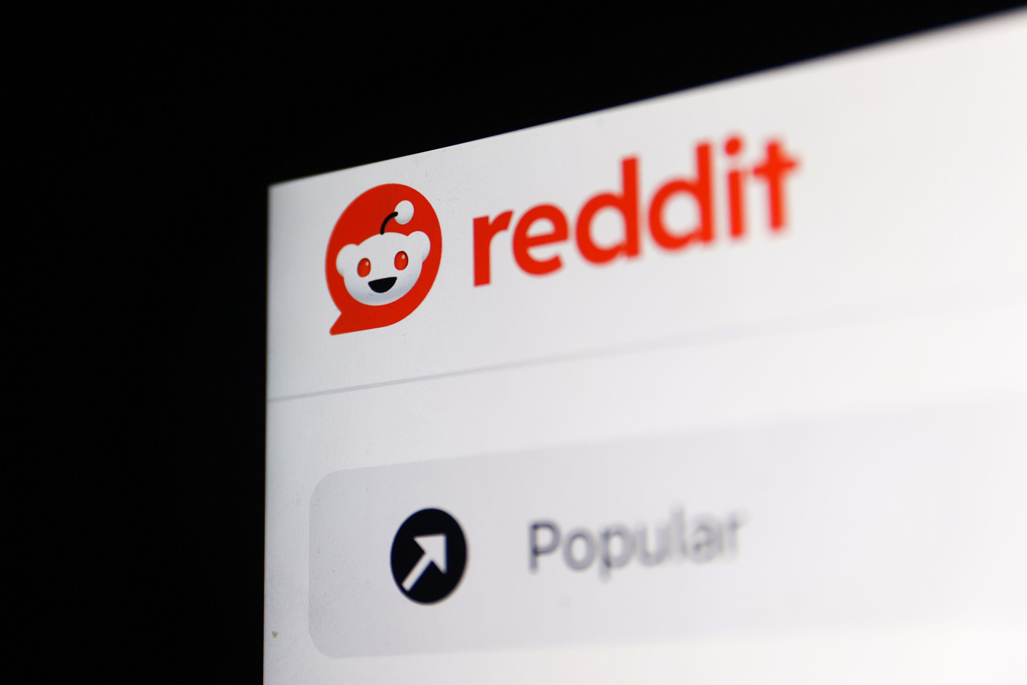 Nearly 60% of Institutional Investors Used Reddit for Investment Calls