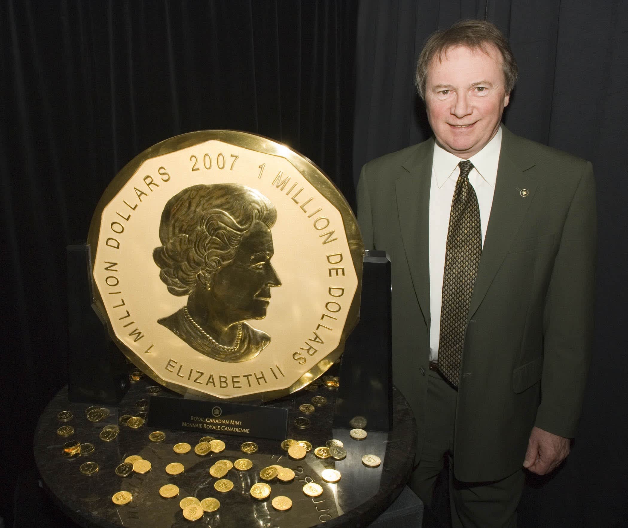 'Big Maple Leaf' gold coin worth millions stolen from Bode Museum in Berlin | CTV News