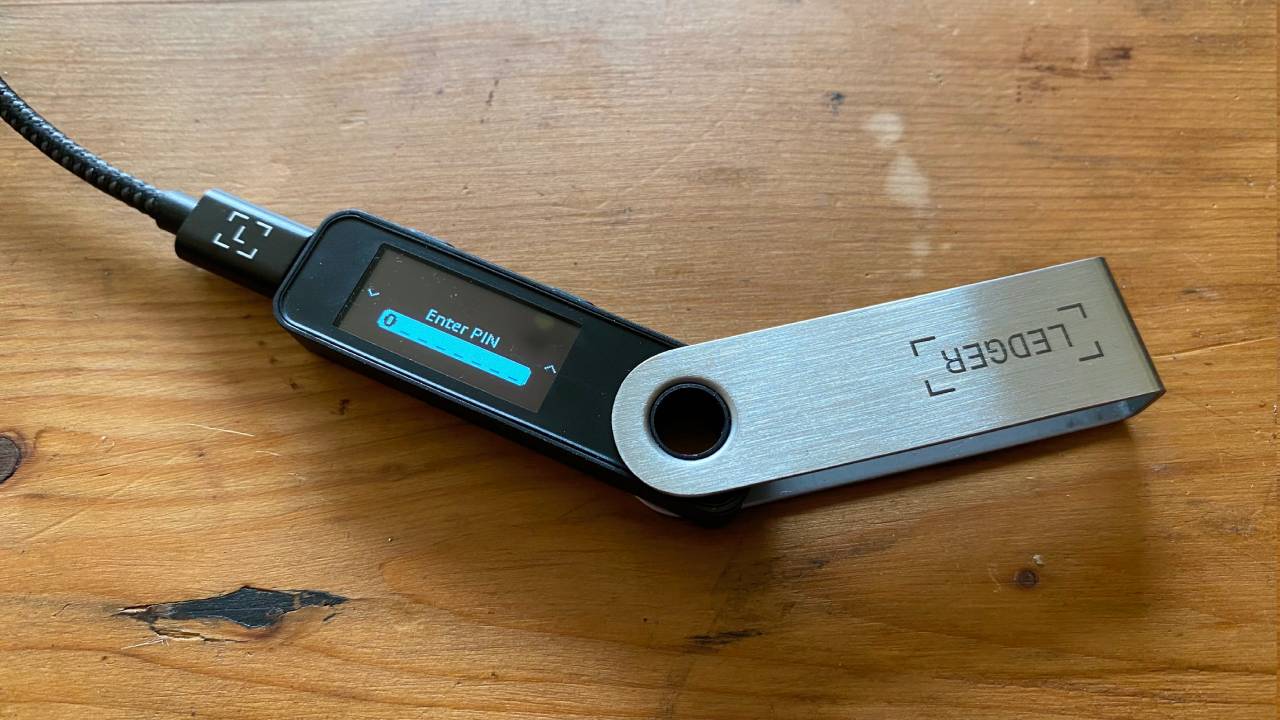 Ledger Nano S Plus Review: Good for Beginners