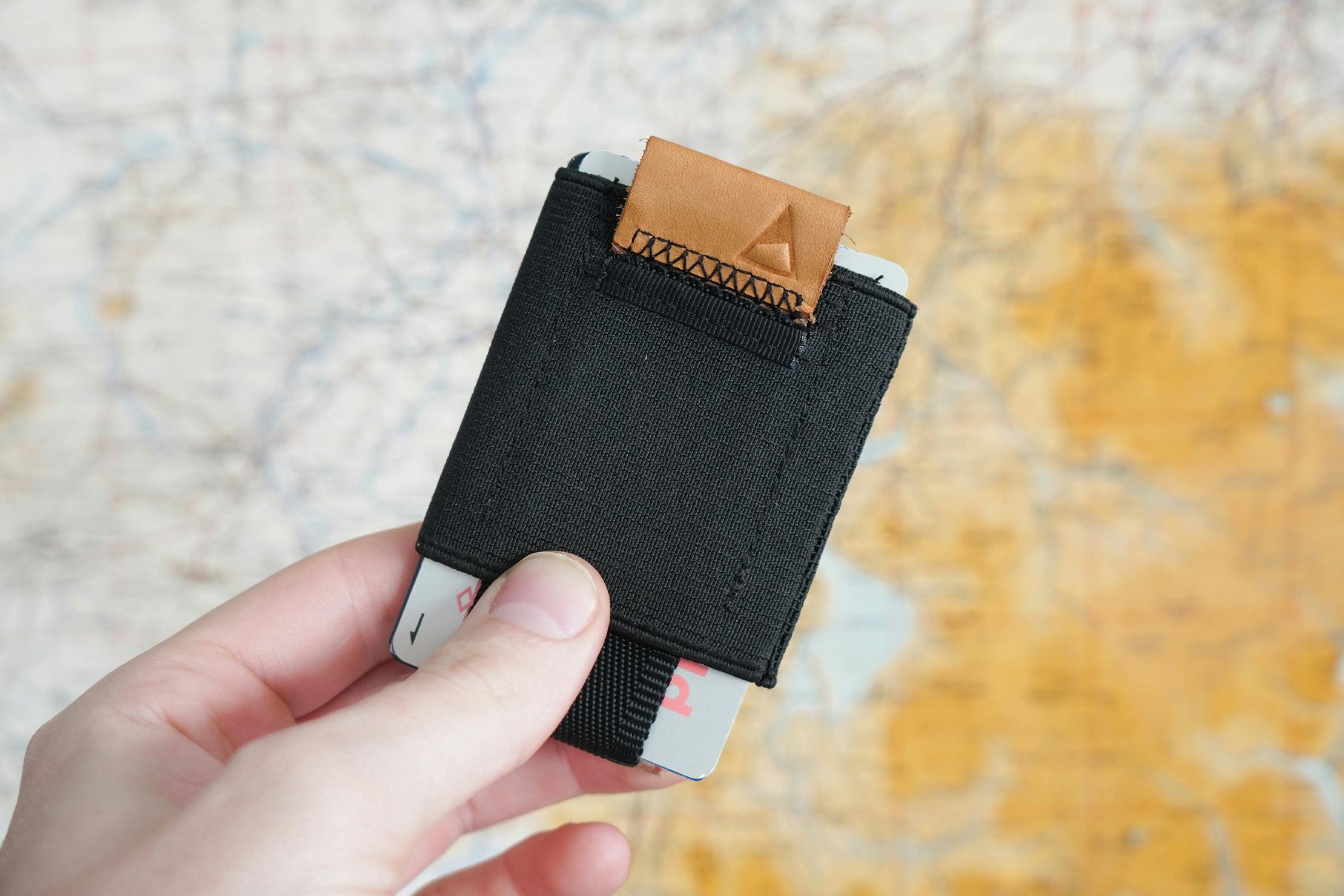 10 Best Minimalist Wallets in [Buying Guide] – Instash