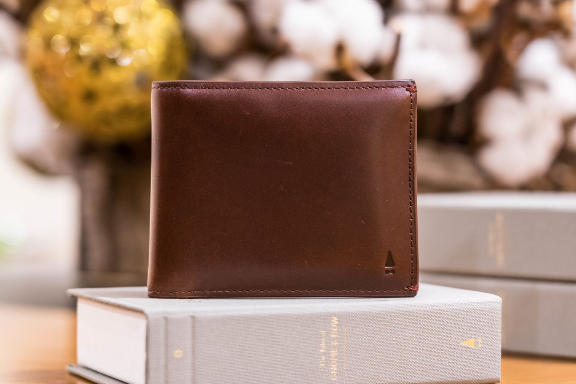 Mens Designer Wallets | Harry Rosen