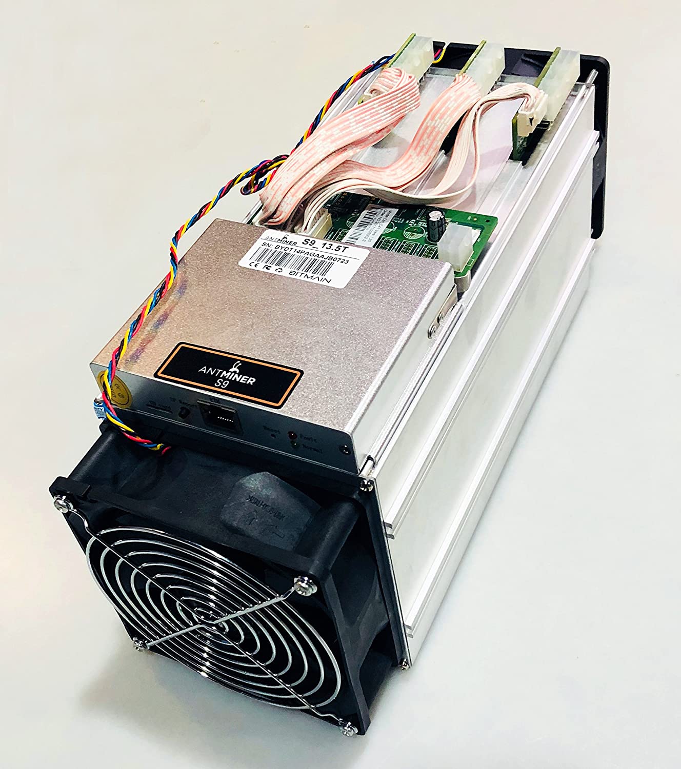 Antminer S9 Drops 91% in Value in a Little Over a Year - MinerUpdate