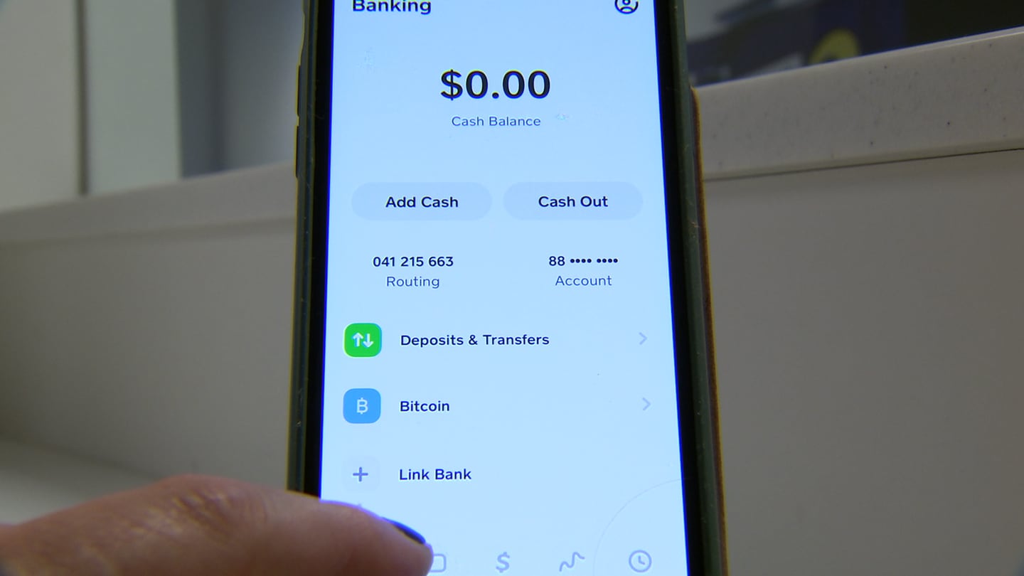 Cash App scams and how to detect them - LifeLock