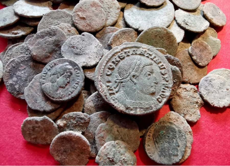 California couple finds large gold coin hoard