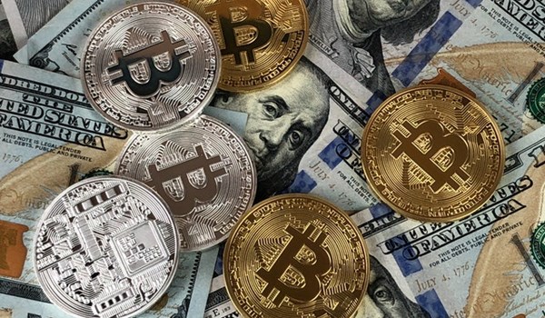 About million people trade bitcoin – but only 6 are billionaires