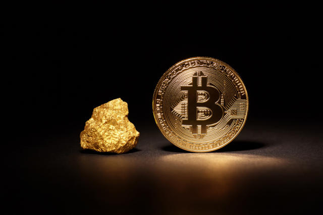 What are Bitcoin and Bitcoin gold?