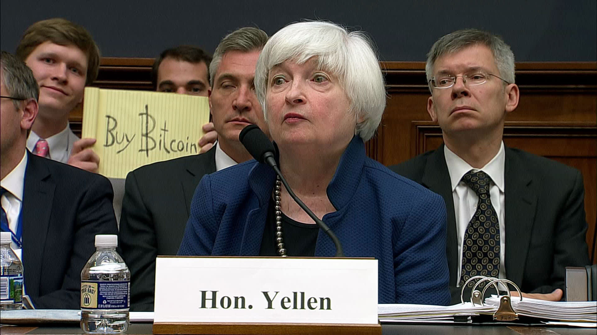 Yellen says Congress should provide authority to regulate stablecoins | Reuters