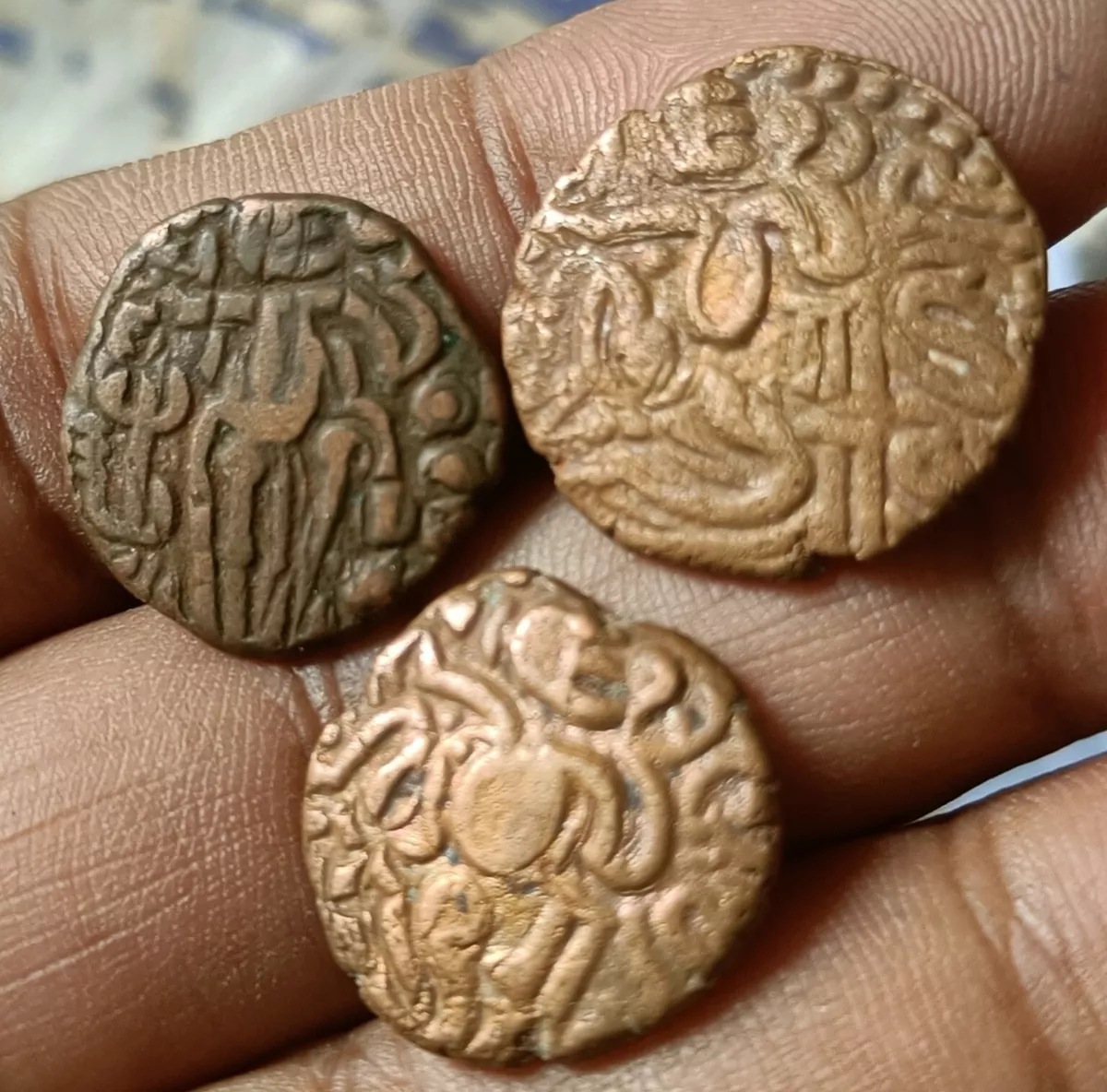 Coin Value: Early India (Southern and Sri Lanka) Chola Dynasty - Raja Raja Chola AD to AD