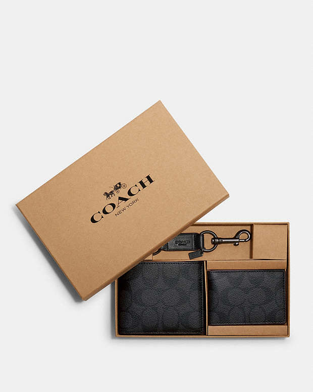 Coach Outlet Boxed 3 In 1 Wallet Gift Set | Shop Premium Outlets