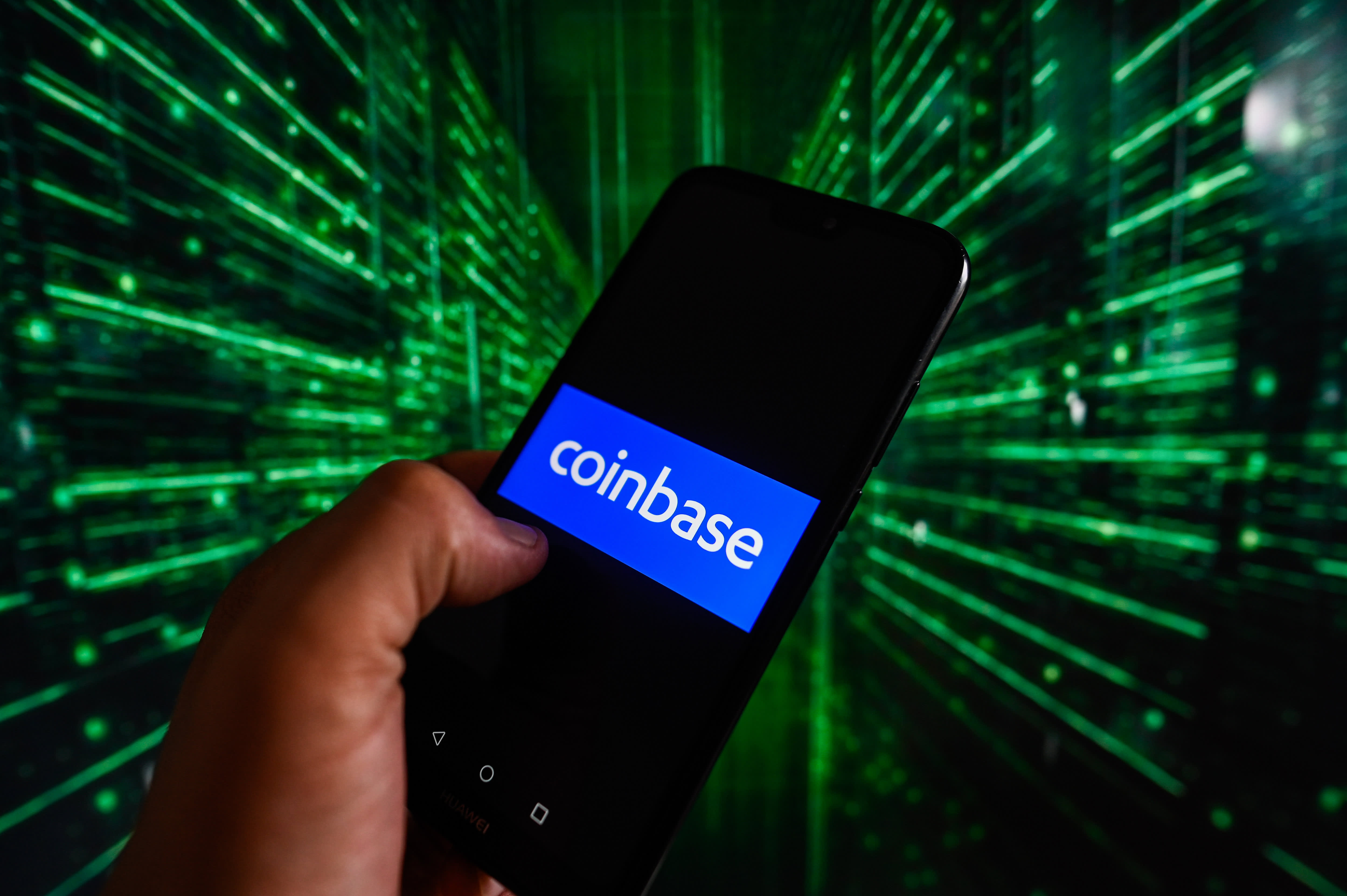 Crypto Exchange Coinbase Earns Regulatory Approval for Futures Trading