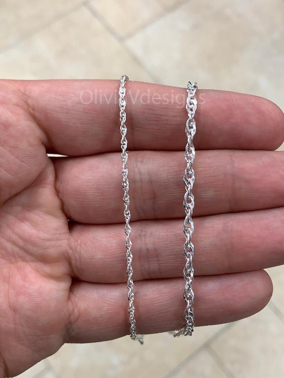 3mm Singapore Twist Chain Necklace in Sterling Silver