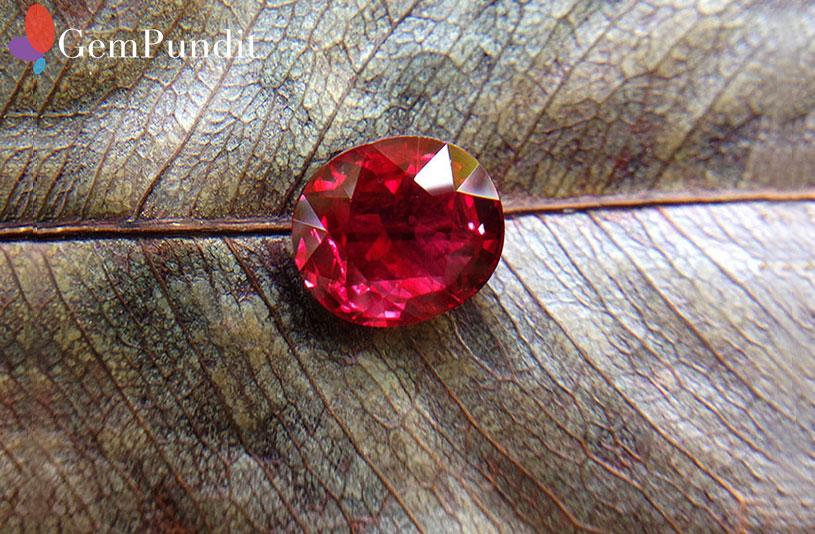 Ruby Average Retail Prices (value charts per carat) in 