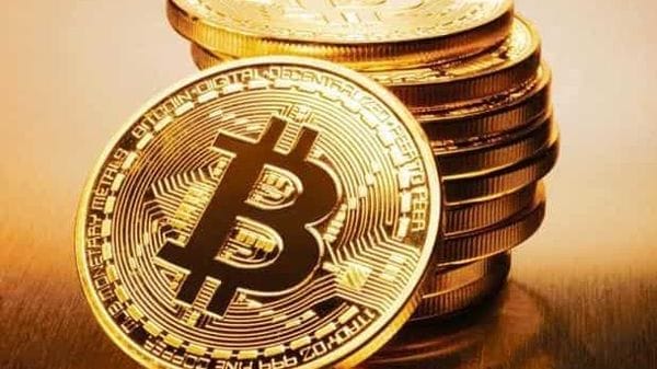 Bitcoin to Pakistani Rupee Exchange Rate Chart | Xe