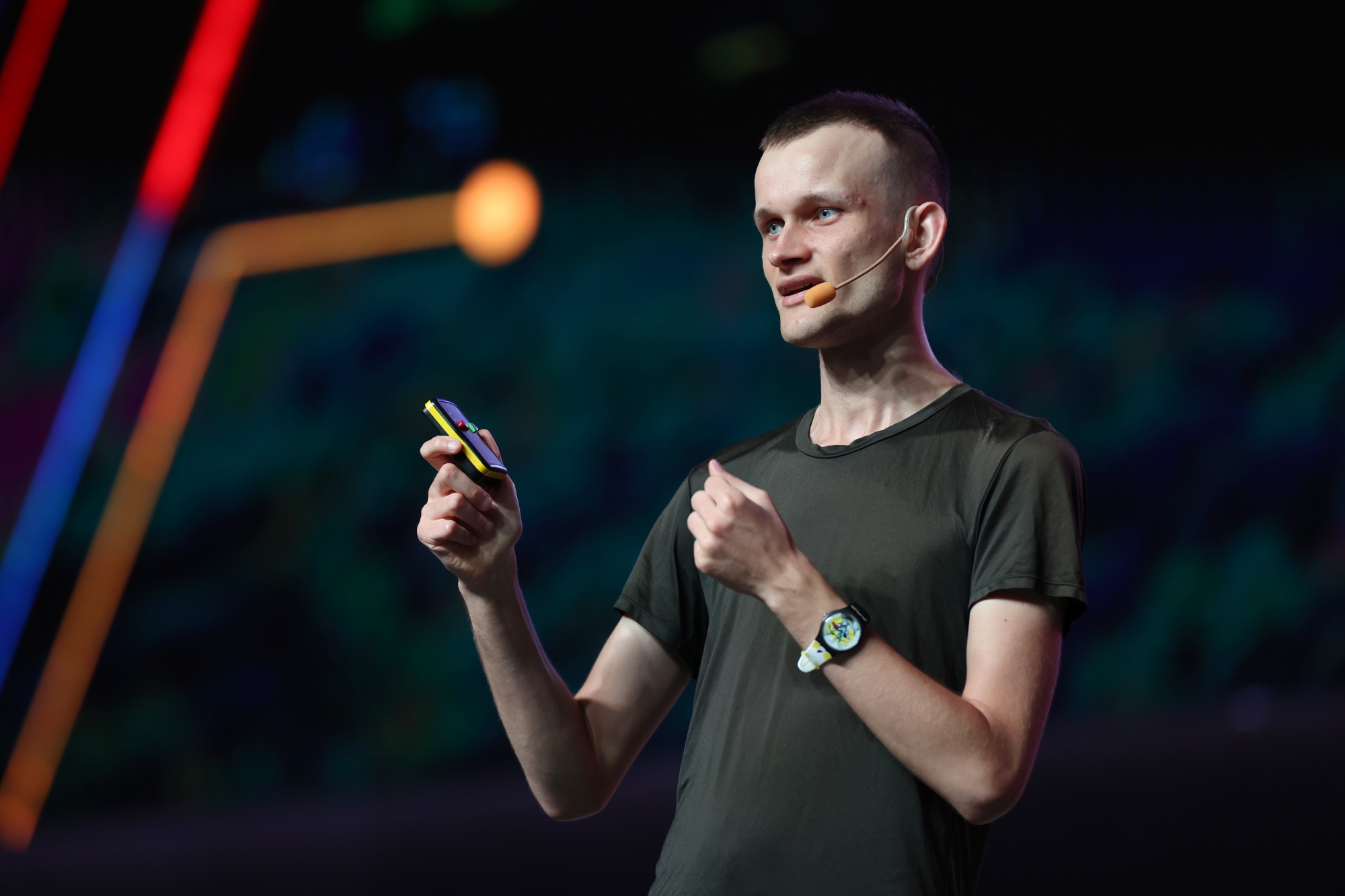 Ethereum Founder Vitalik Buterin Sells Trillions Of Tokens | bymobile.ru