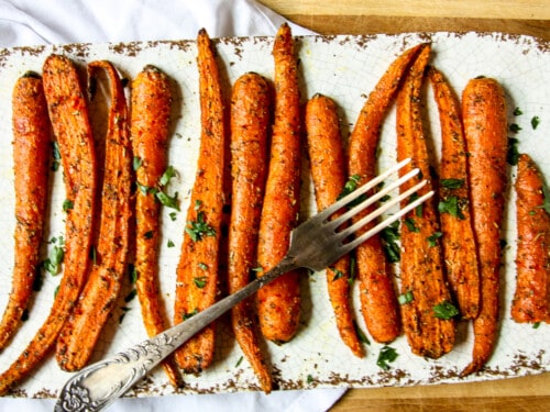 Air Fryer Carrots Recipe - The Dinner Bite