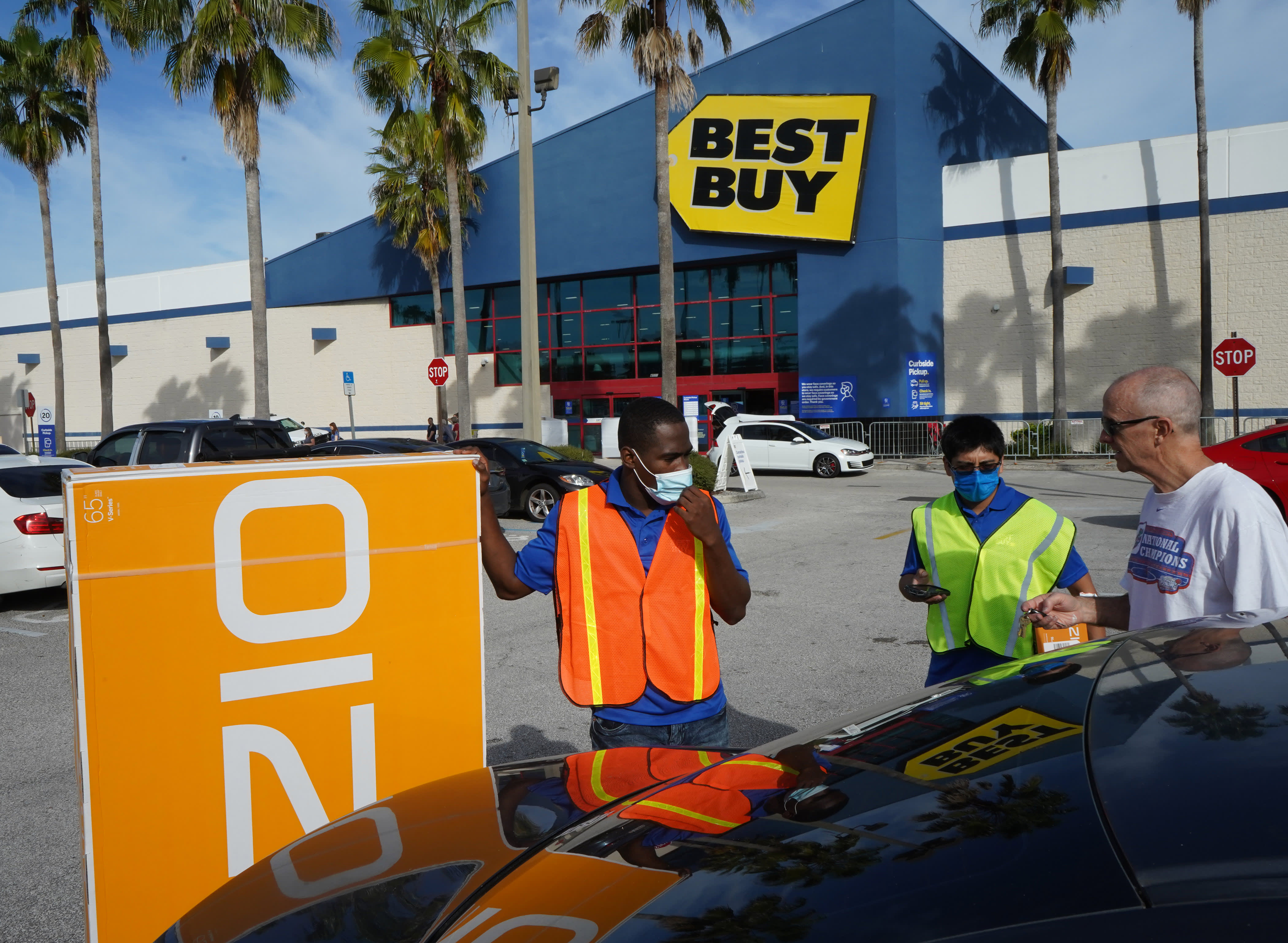 Best Buy Provides Business Update Related To COVID - Best Buy Corporate News and Information