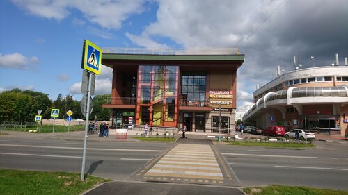 Moscow, Улица Бунинская Аллея, 7; Улица Бунинская Аллея, 9 — Photo — PhotoBuildings