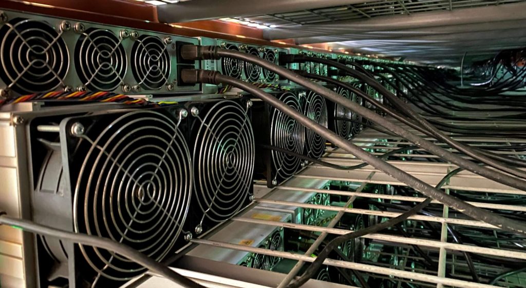 Learn How To Build A Mining Rig: Things To Know Before The Start