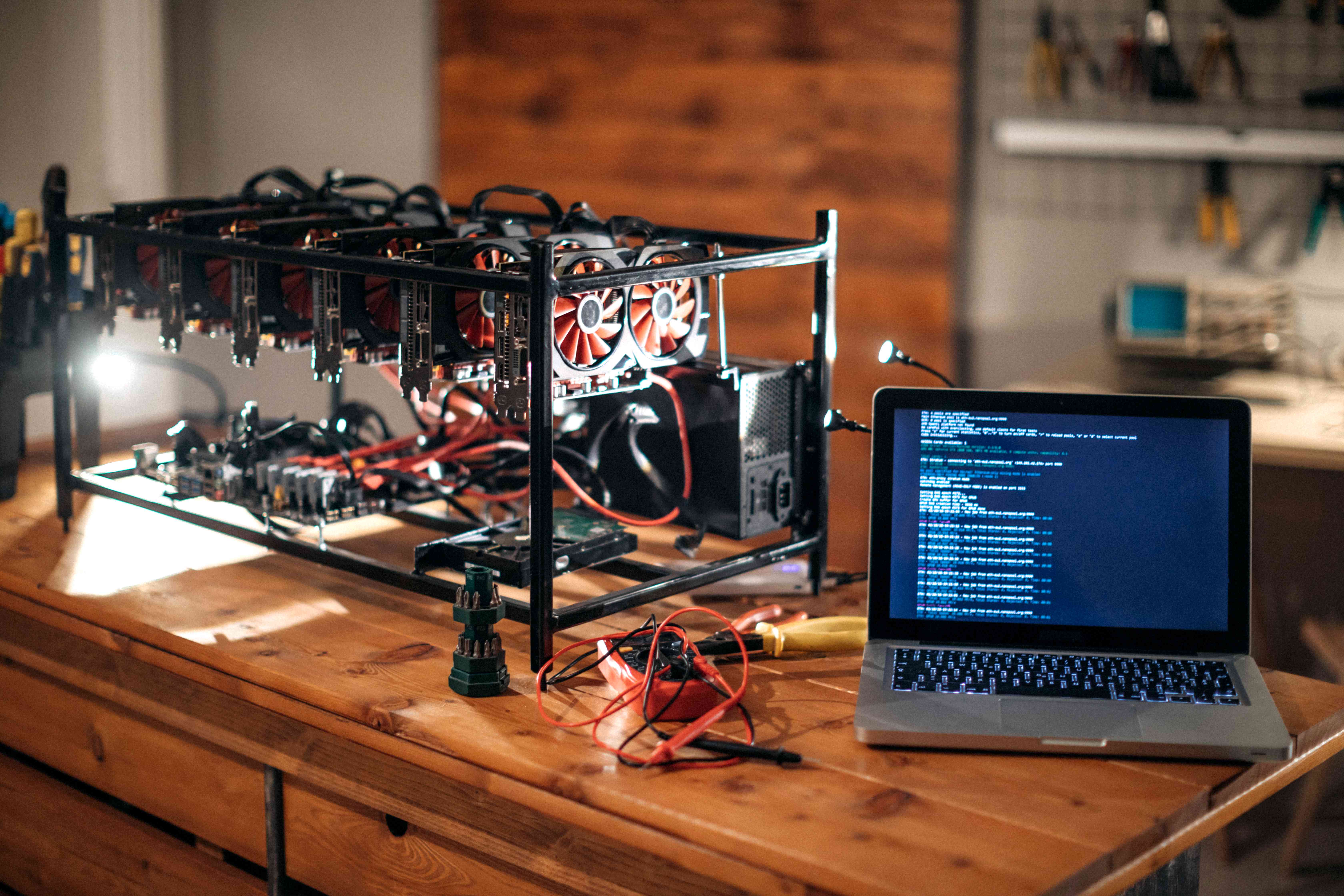 Learn How To Build A Mining Rig: Things To Know Before The Start