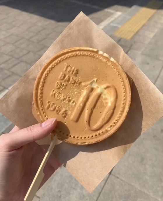 Get The Viral Korean Coin Bread At Parkway Parade | bymobile.ru