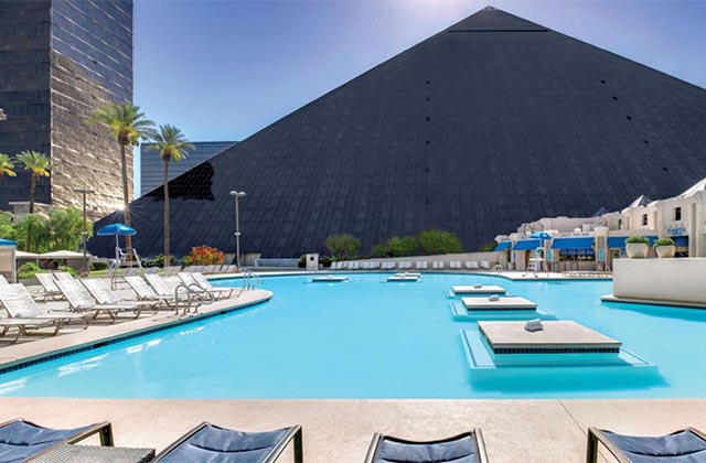 Temptation Sundays | The Luxor | Las Vegas Pools