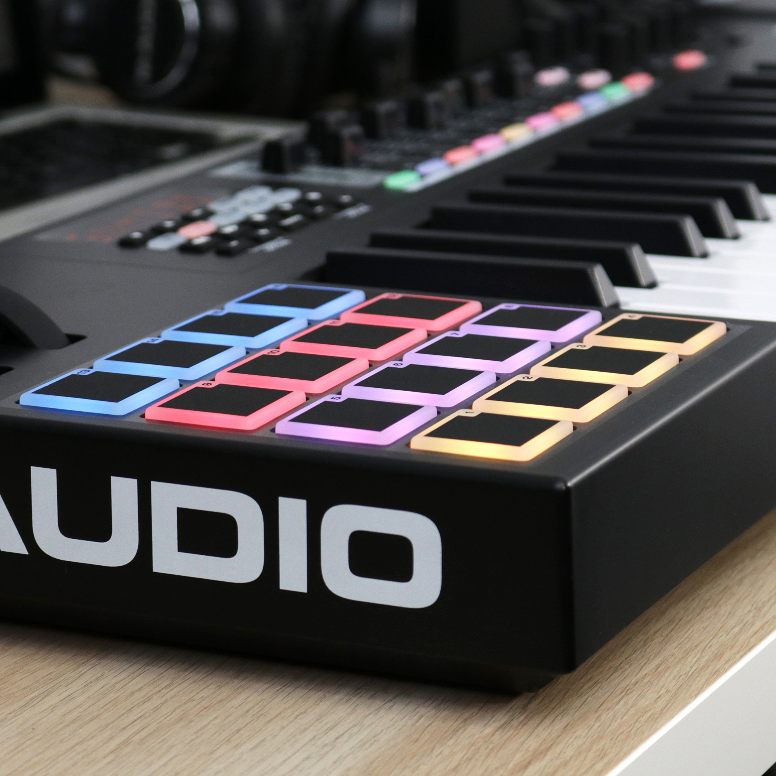 Buy M-Audio Midi Keyboards Online at Best Price | Bajaao