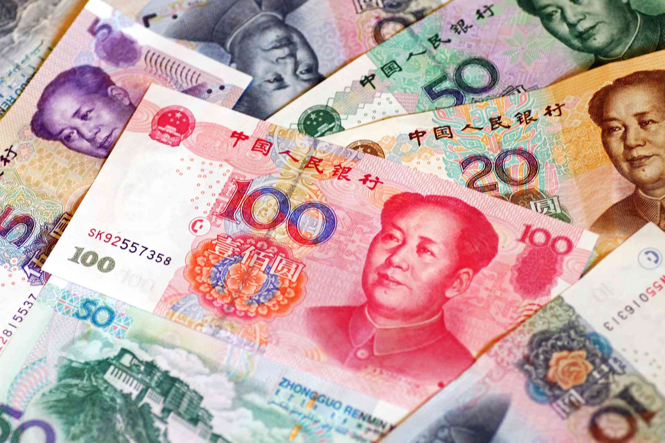 How to Buy Chinese Yuan in the USA Without Huge Fees